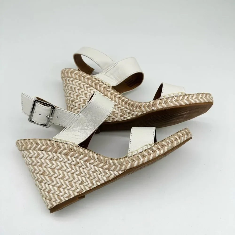 Steve Madden White and Brown Wedges with Minimalist Design